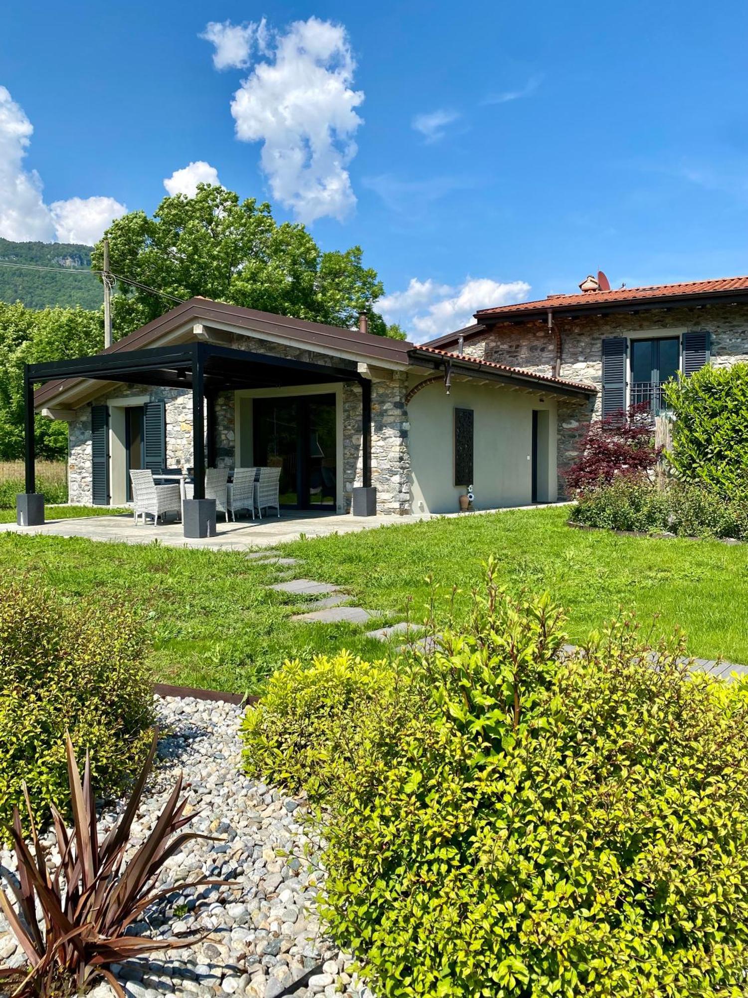 Villa Larius Gravedona Exteriér fotografie